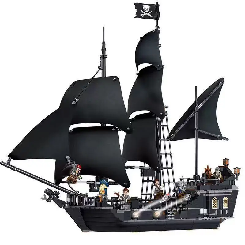 

804PCS Creative Collection Black Pearl Ship Captain Pirates of the Caribbean Boy's Favorite Christmas Gift