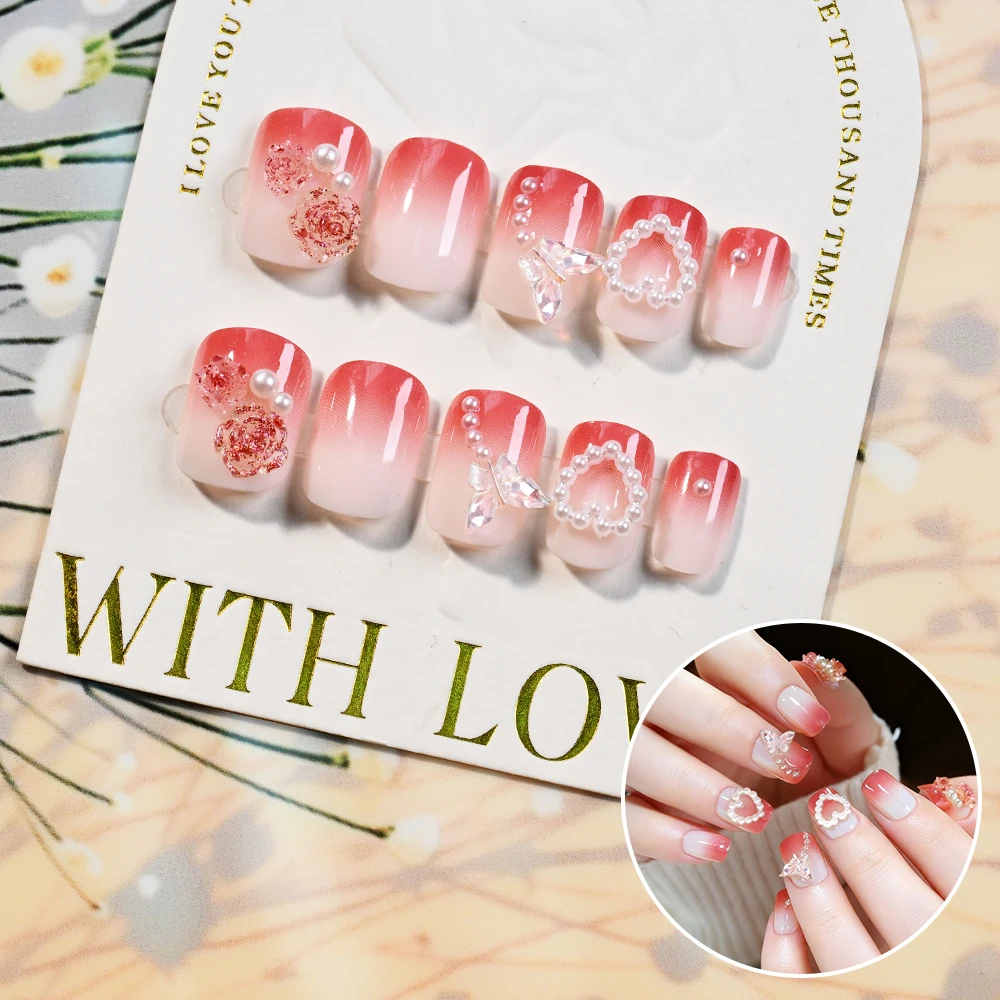 24個入り ショートスクエアプレスオンフェイクネイル ヌードピンクグラデーションフレンチ付け爪 蝶・ハート・ラインストーン付き アクリルフィンガーチップ