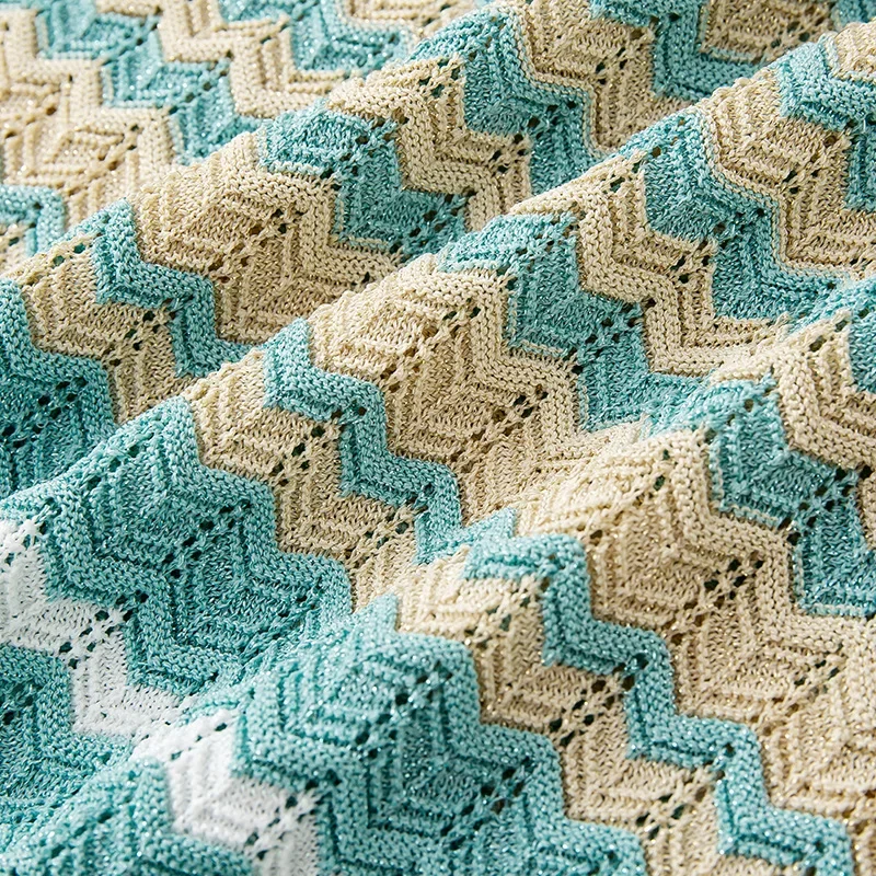 เดรสไหมพรมคอวี แขนยาว ทรงเข้ารูป โชว์ช่วงเอว สำหรับงานเลี้ยงกลางคืน งานวันเกิด หรืองานปาร์ตี้ต่างๆ