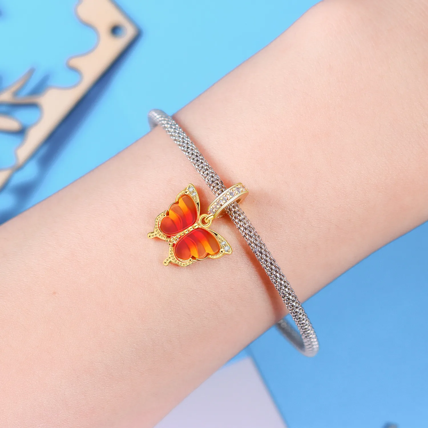 925 فضة التدرج فراشة المعلقات سوار سحر صالح الإسورة للنساء مجوهرات حزب الخرز الهدايا DIY التبعي