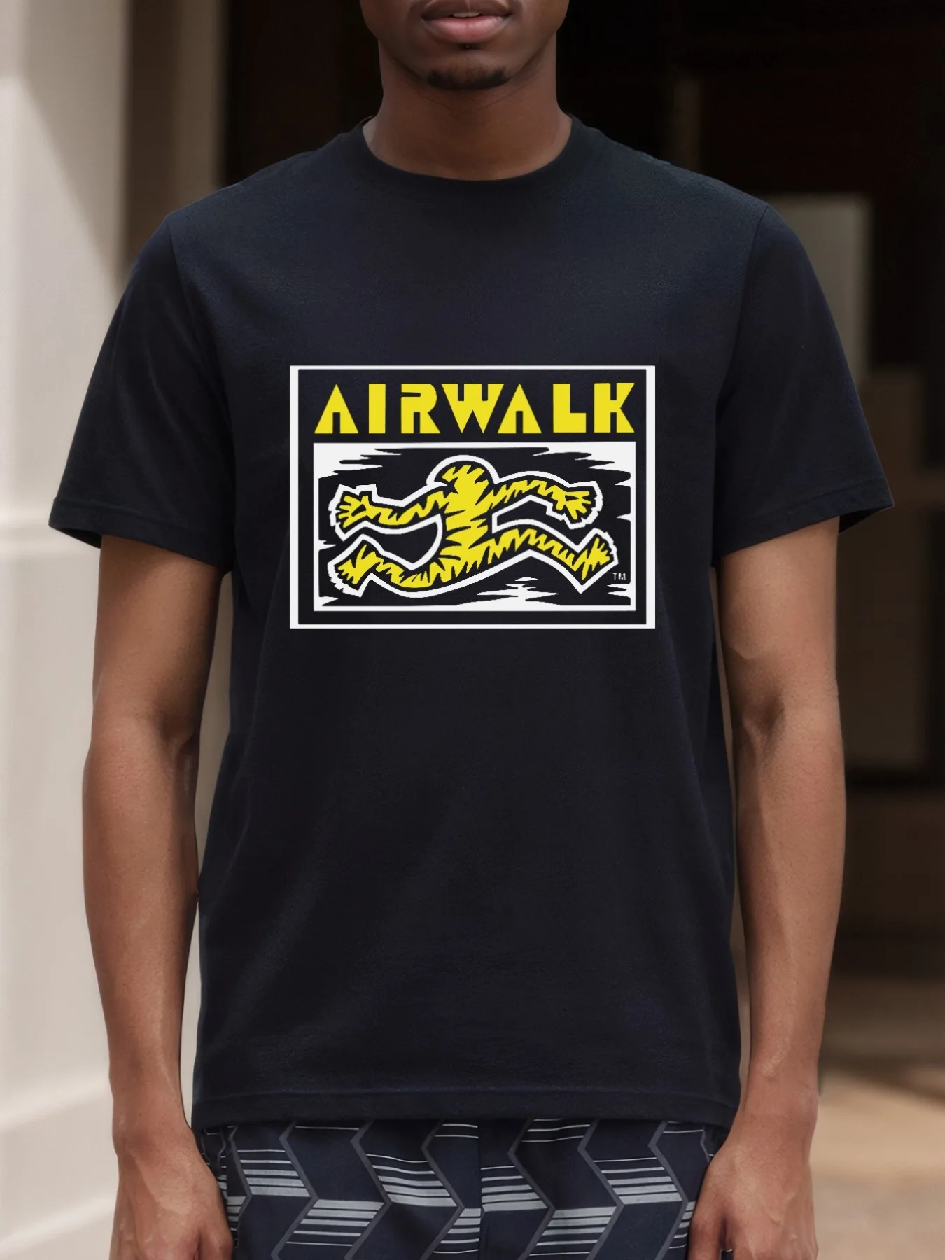 تي شيرت برسومات Airwalk Retro Skateboard للرجال - تي شيرت قطني أسود بنمط التسعينيات/80s مع طباعة جريئة "AIRWALK"، رقبة دائرية كاجوال،
