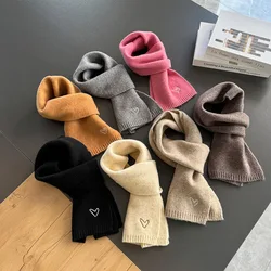 2025 Korean version of children's scarf autumn and winter boys and girls warm love foreign style versatile baby bib trend