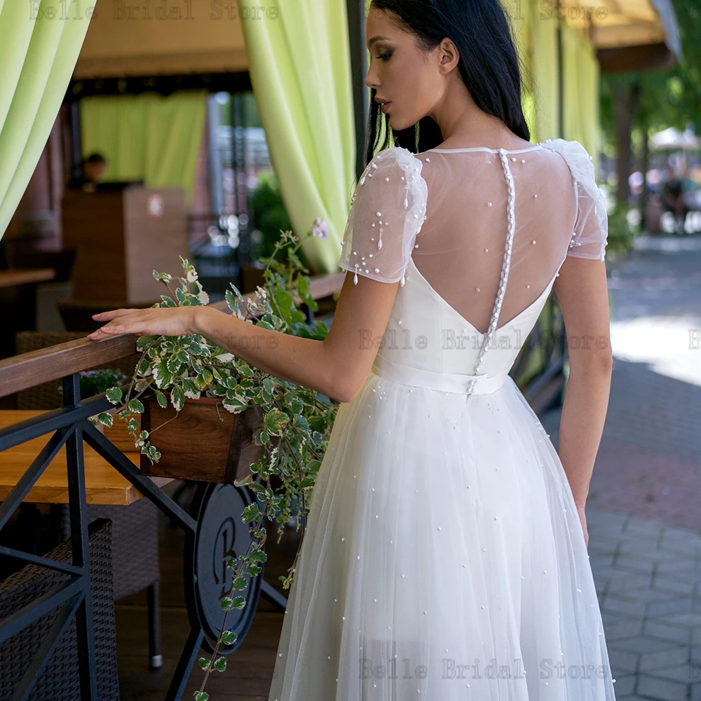 Vestidos de novia elegantes de manga corta con cuello en V, vestidos de novia de línea a, lazo de perlas, botón trasero, largo hasta el té, tul, 2023