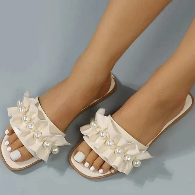 Women Slides Faux Pearl Decor Ruffle Trim Sandals Open Toe Wear-resistant Flat Slippers Summer Sandy Beach Sandals Women Shoes