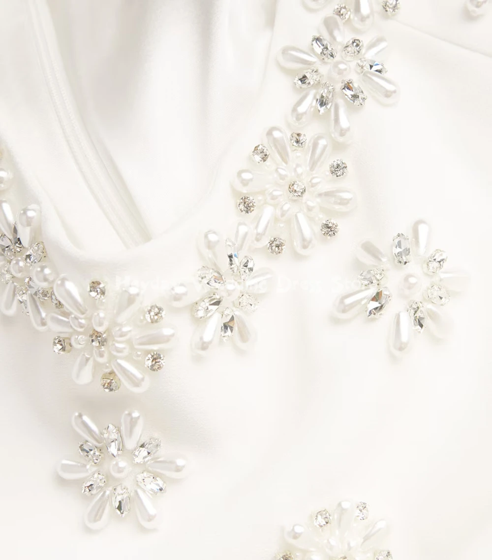 ชุดราตรีทรงตรงแบบมีลูกปัด คอทรงโอ แขนยาว ยาวถึงข้อเท้า ดีไซน์หรูหราสำหรับงานปาร์ตี้  คอลเลคชั่น Heyday Customized สำหรับผู้หญิง ปี 2025