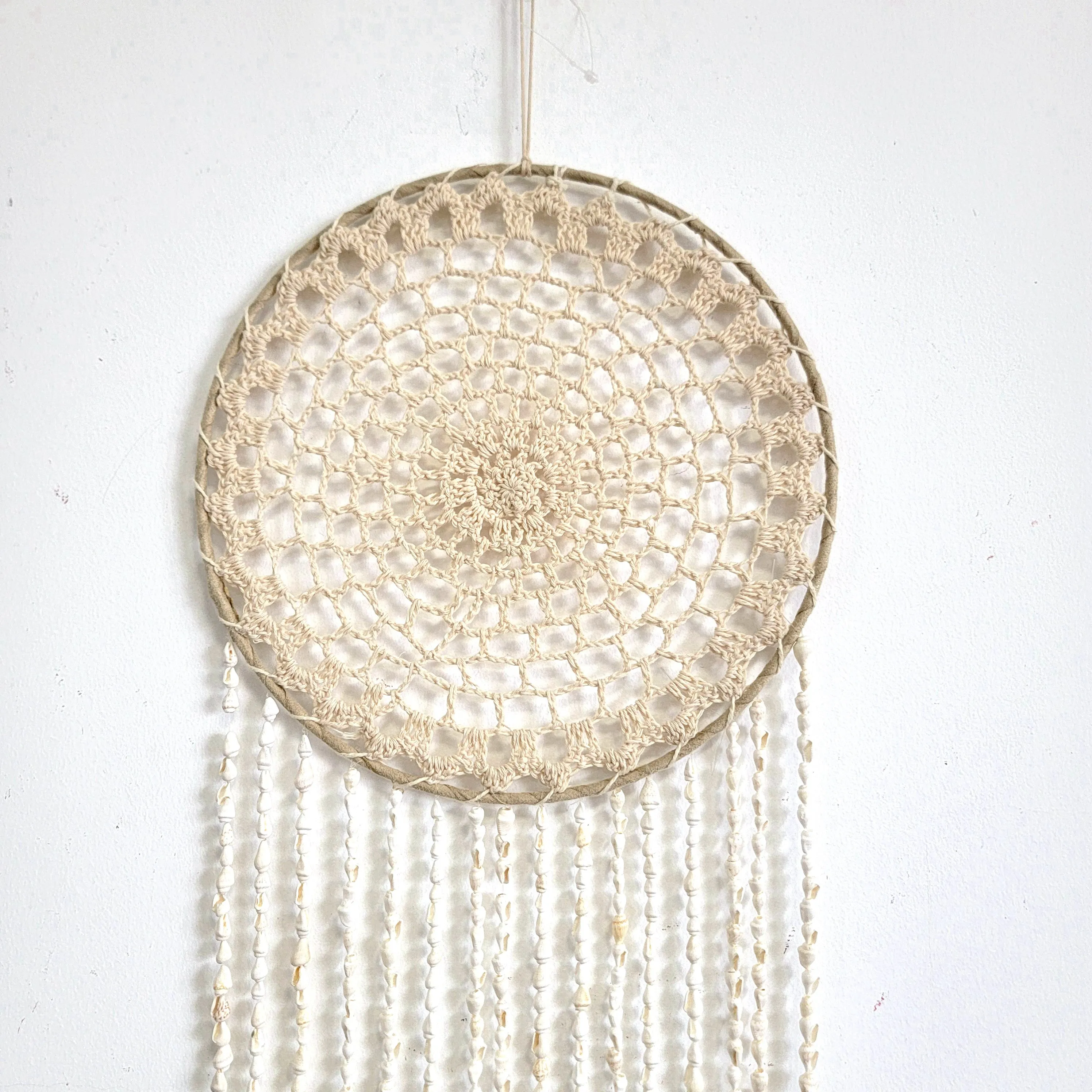 SEA SHELLS BOHO HANGING-DREAMCATCHER WITH SHELLS HANGER-WALL DECORATION, D25CM, H77CM