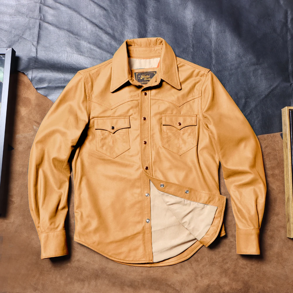 Apricot color