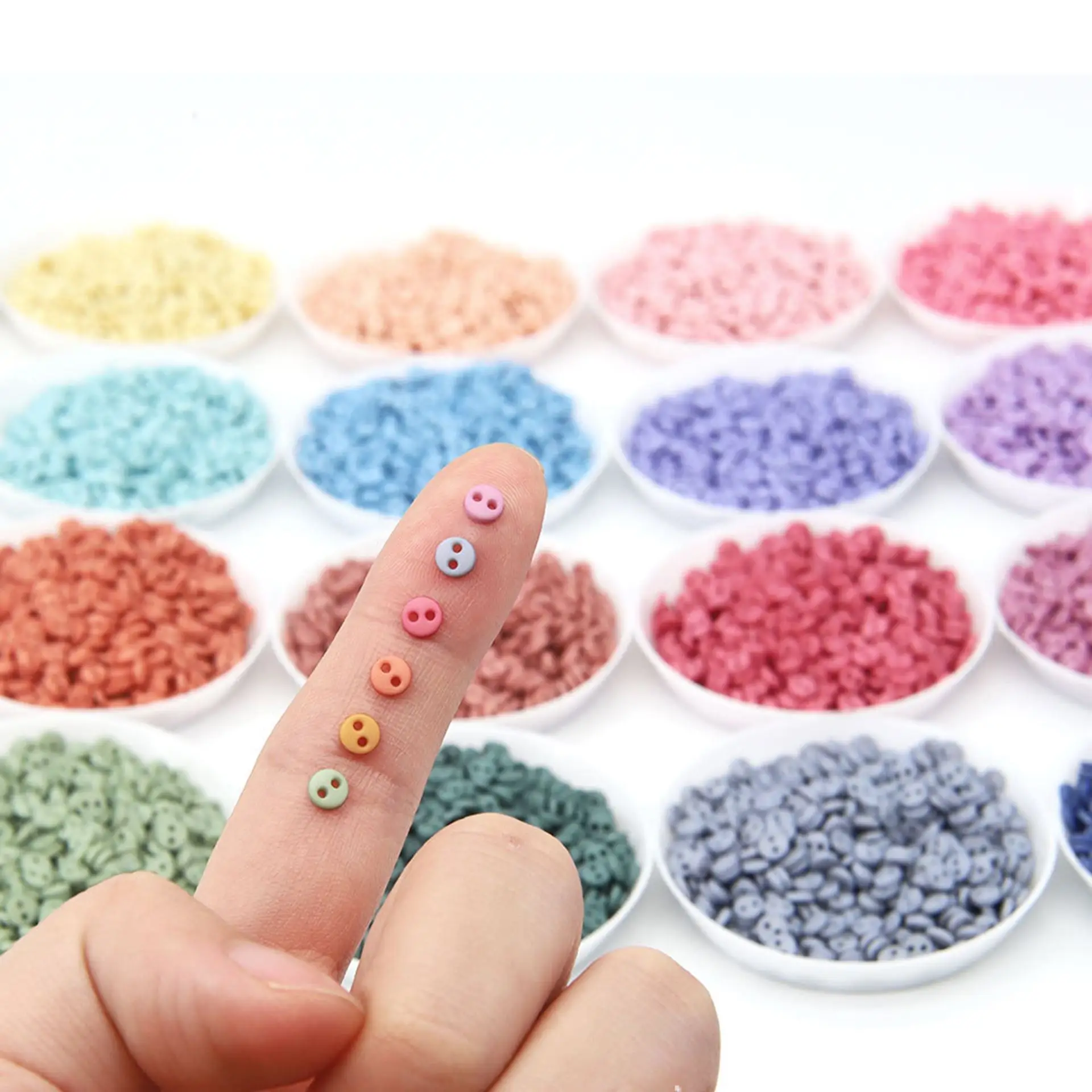 100pcs Mini Buttons 4mm Resin Doll Clothes Round Buckles Buttons for Handmade Cartoon Garment Sewing DIY Craft Needlework