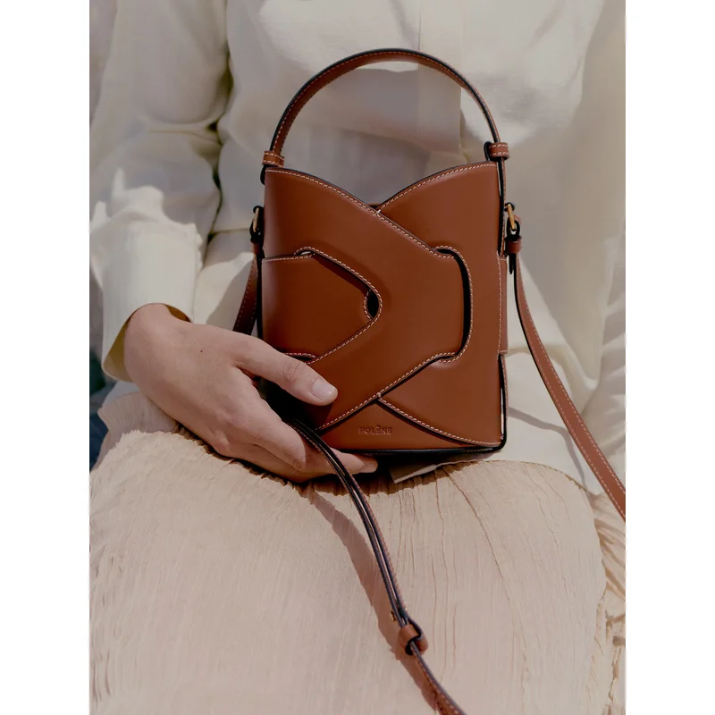 

2025 New Handheld Crossbody Bag Suitable For Picnics, Single Shoulder Bucket Bag, Armpit Bag, High-end Version, Leather Weaving