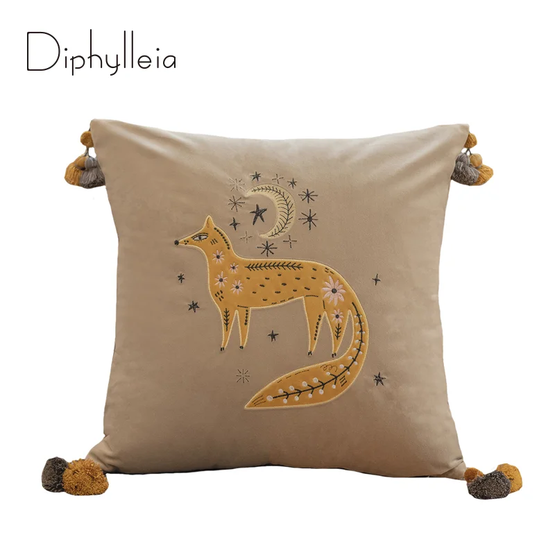 Diphylleia Leaping Fox Applique Embroidery Cushion Cover Swedish Scandic Folk Art Pillow Case Scandinavian Woodland Home Decor