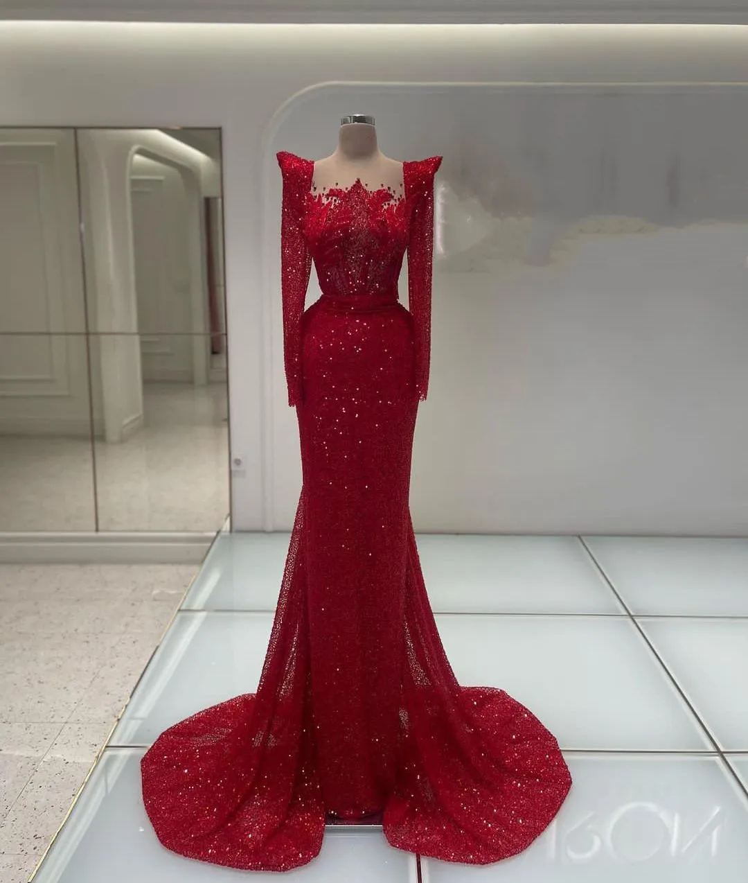 Red Evening Dresses Long Sleeves V Neck Portrait Sequins Appliques Beaded 3D Lace Beaded Prom Dresses Prom Dress Custom Made