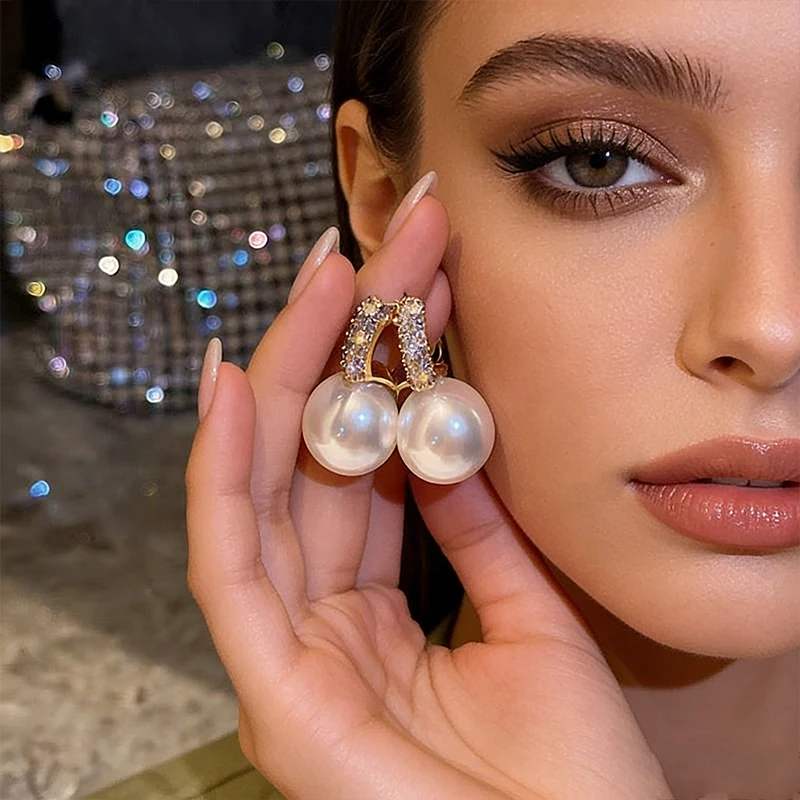 EVISPOL Fashion Imitation Pearl Huggie Hoop Earrings For Women Temperament Cubic Zirconia Dangle Earrings Wedding Jewelry Gift
