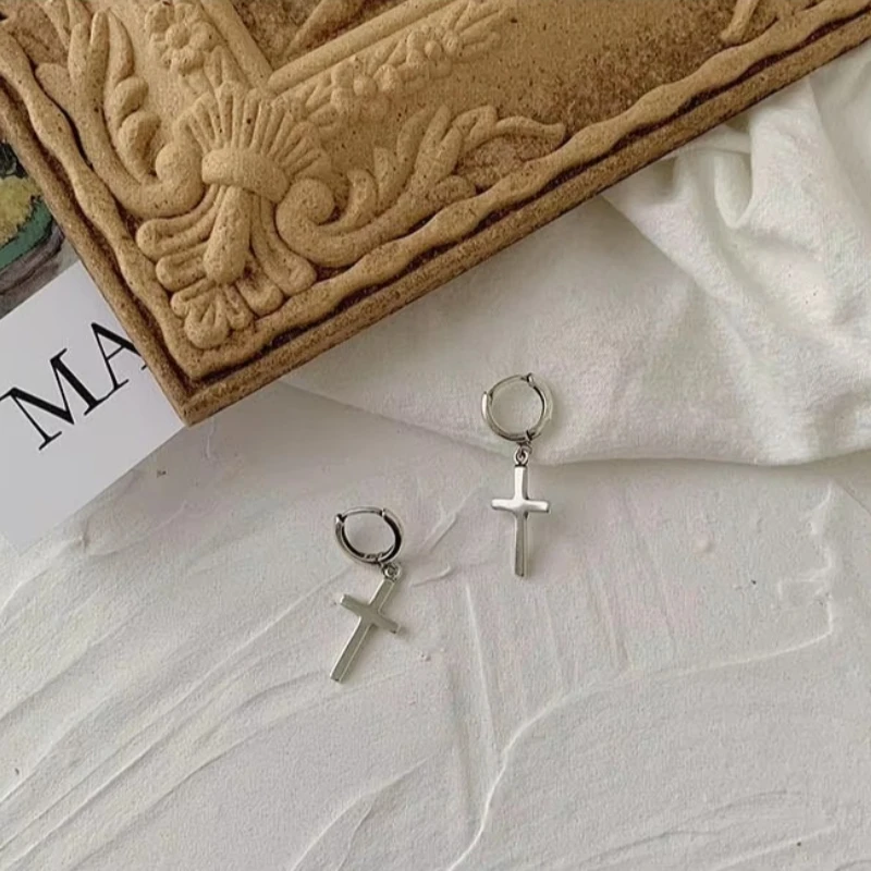 REETI 925 Sterling Silver Earrings Cross Stud Earrings Creative Hot Sexy Jewelry For Women Gift Customized