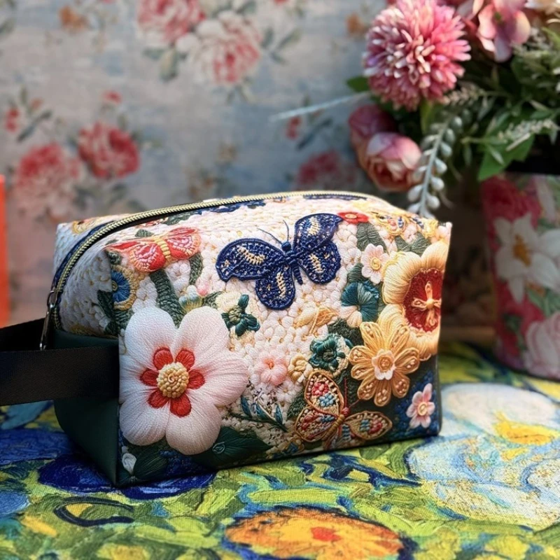 

New Flower Butterfly Travel Essential Good Item Waterproof Toilet Storage Bag Cosmetics Storage Bag