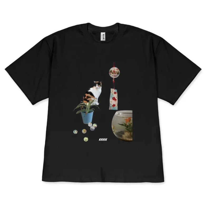 Cute Calico Cat Shirt for Women Men, Japanese Aesthetic Cat and Fish Graphic Tee Cute Cat Print Casual Top for Cat Lovers Kawaii