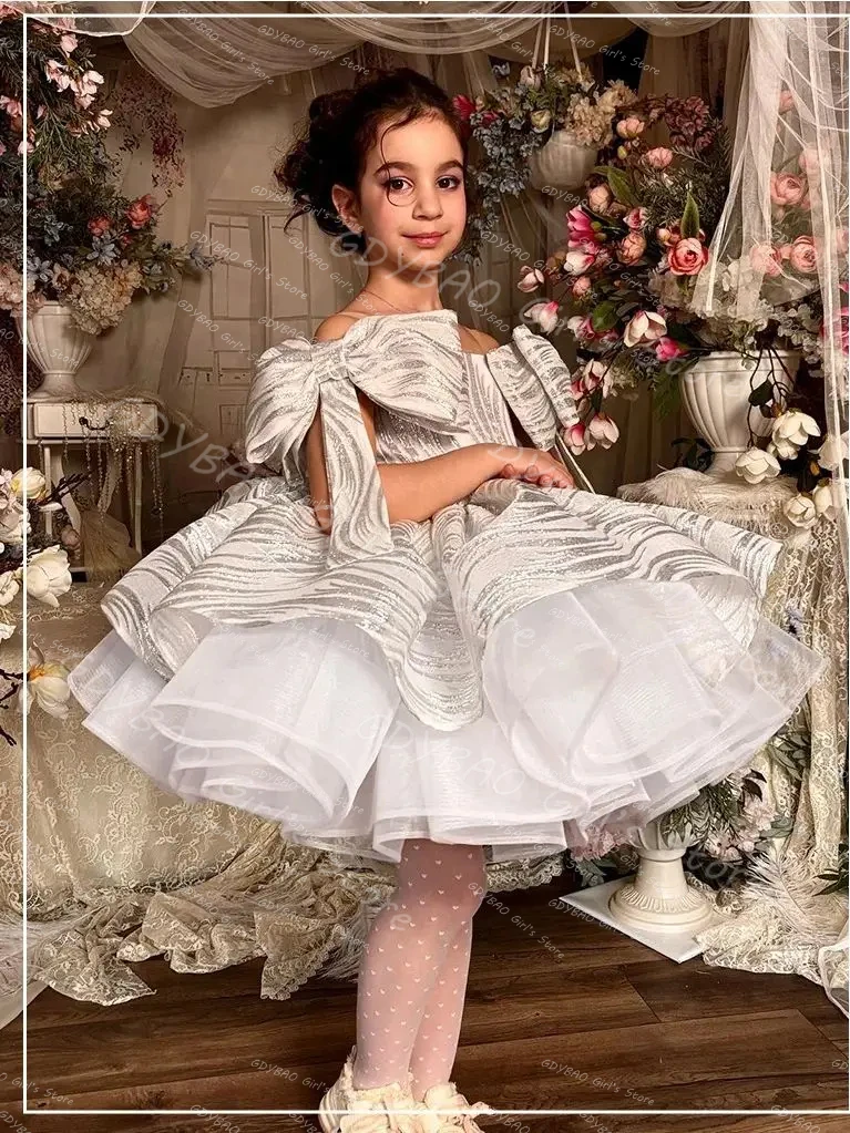 

Puffy Flower Girl Dress for Weddings With Bow Off Shoulder Ruffled Tulle Princess Pageant Gown Custom Kids Birthday Party Frock