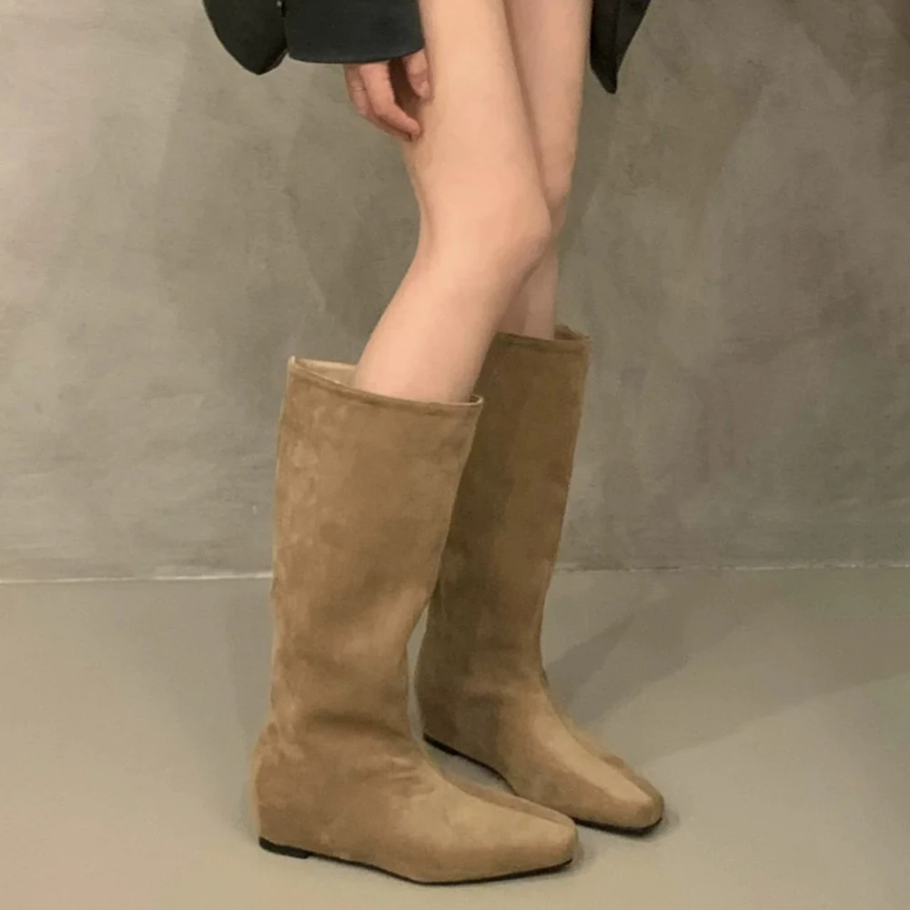 Botas altas hasta la rodilla para mujer, con punta cuadrada, cuña oculta, de ante sintético, con caña ancha, de estilo vintage, para uso urbano, ideales para otoño e invierno.