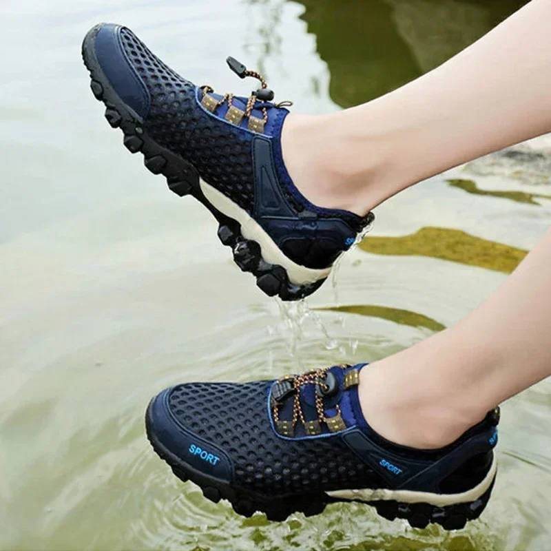 

Mens Mountain Trekking Shoes Summer Mesh Breathable Men Hiking Shoes Outdoor Men Sneakers Men Sport Shoes Quick-dry Water Shoes