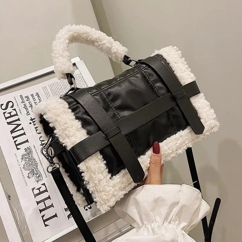 2023 Women Handbags Lambswool PU Pouch Soft Shoulder Bag Furry Handbags Crossbody bags for Women Winter Fashion Square Totes