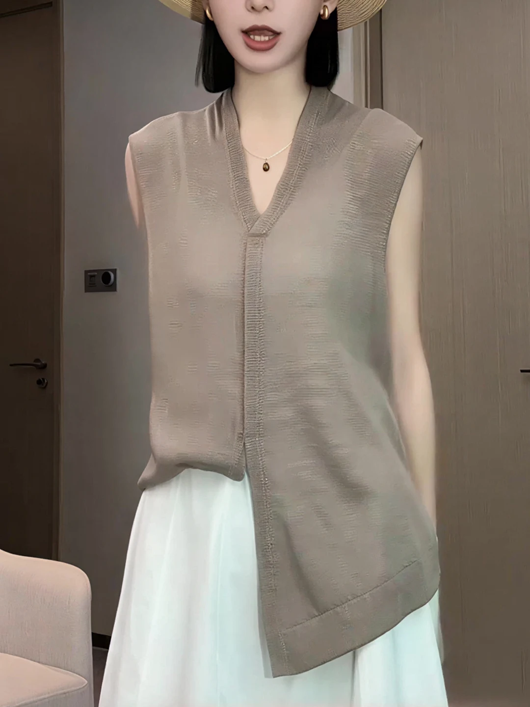 

Ele Knitted Svel V-Ne Vest Women's Faion Slimming Top Summer New Sle Beautiful Trendy Commute Sle Loose Fit