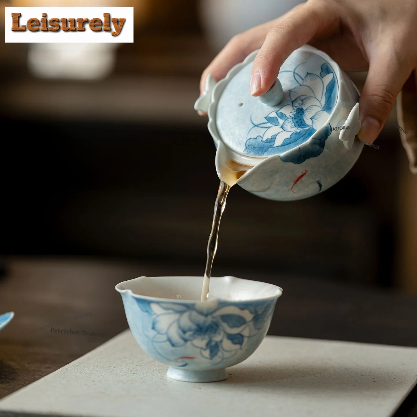 HOYIHM 150ml Sprinkle Blue Hand Painted Fish Playing Lotus Teapot Aesthetic Tea Infuser Pot Tea Making Kettle With Filter Gifts