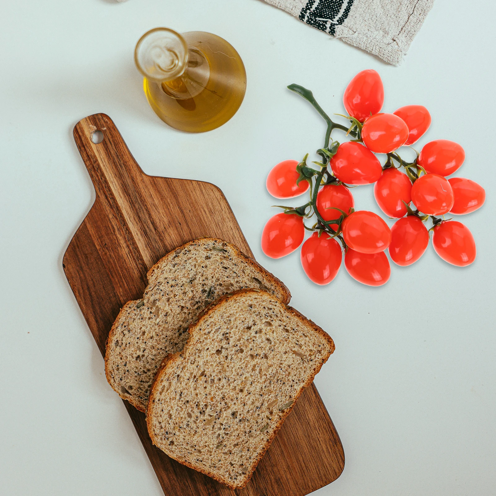 

Simulated Saint Tomato Props Faux Christmas Decorations Cherry Tomatoes Artificial with Cover