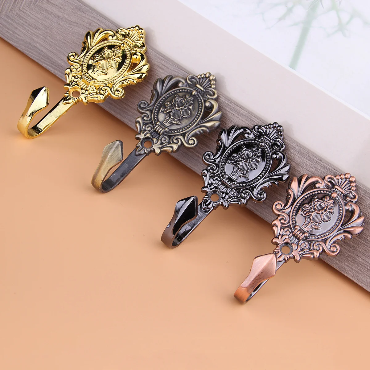 

Zinc Alloy Vintage Curtain Hooks with Rose Design Drapery Holdbacks for Long Term Use Home Window Decoration Accessories