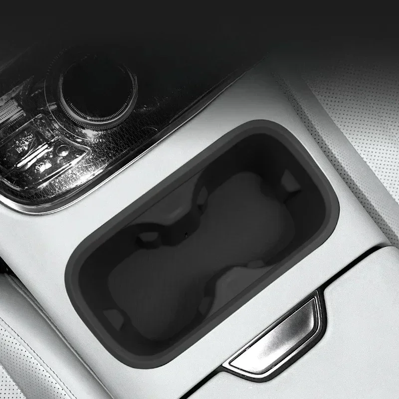 Konsolen-Armlehnen-Aufbewahrung für Geely Starray 7 EM-i Einfache Installation Auto-Zentrale Unterlage mit kabellosem Ladepad – Detail 2