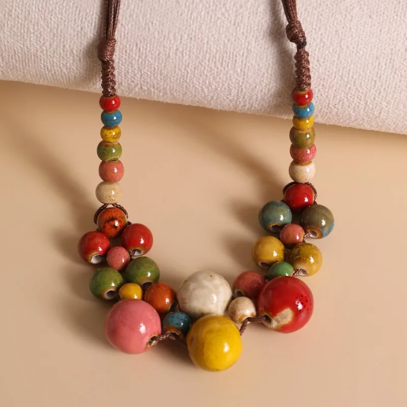 

New Chinese ceramic round color beaded woven necklace niche female personality collarbone chain fashion sense