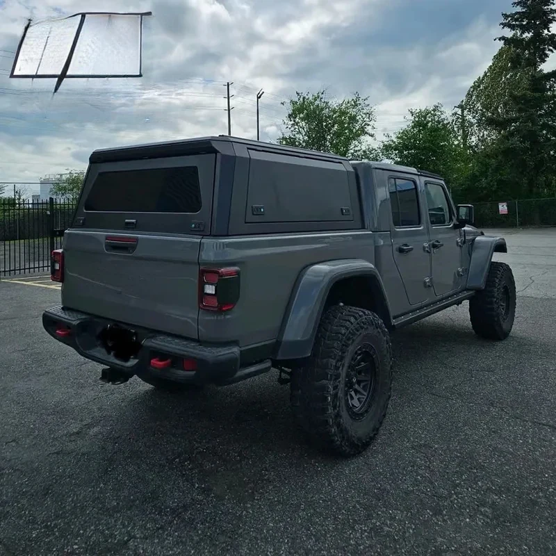 High Quality 4x4 Waterproof Aluminum Alloy & Steel Hardtop Canopy with Rack, Locking No-Drilling Design Gladiator Pickup