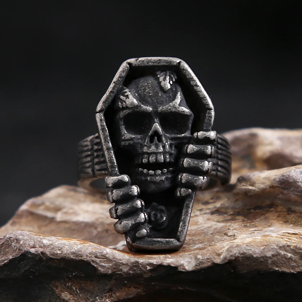 Punk Vintage Edelstahl Schwarz Vampire Schädel Ring Für Männer Jungen Biker Einzigartige Sarg Ringe Coole Mode Schmuck Geschenk Großhandel