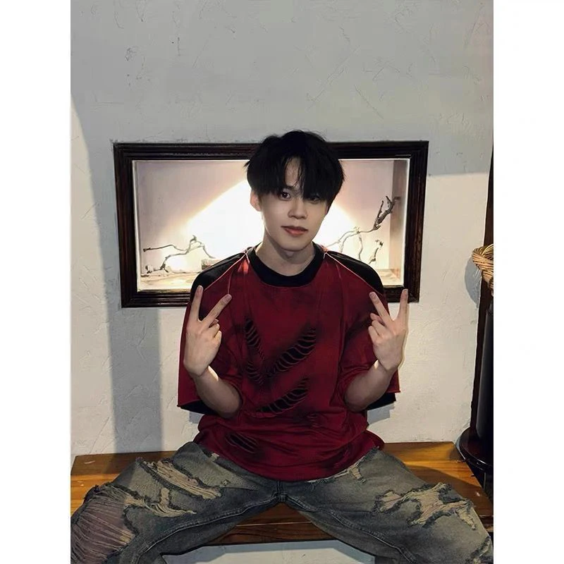 Summer Ripped Hole Men O Neck Short Sleeve T Shirt 2025 Handsome Boy Vintage Fashion All-match 2xl Oversized Streetwear Tops Red