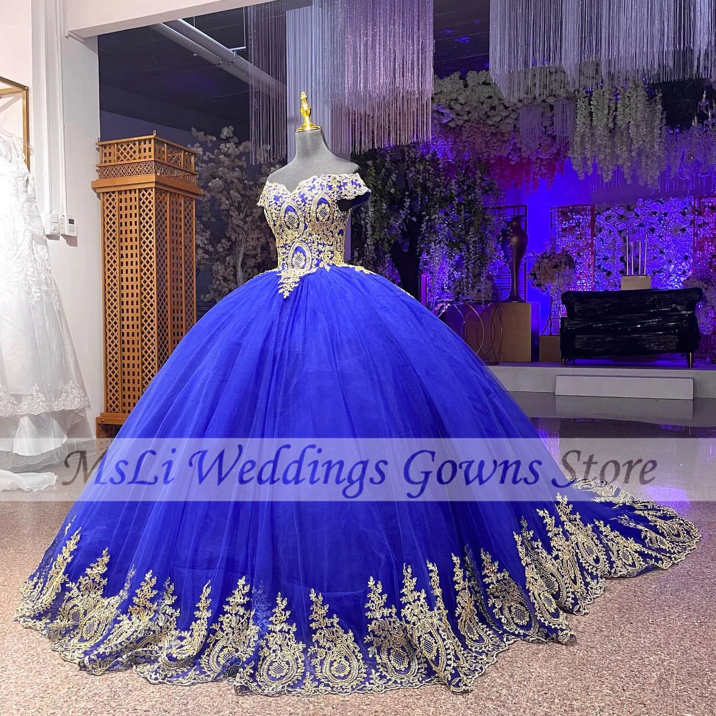 Blue Quinceanera Dresses 2023 Luxury Boat Neck Party Prom Ball Gown Vintage Lace Vestidos Robe De Bal Vestidos De 15 Custom Made