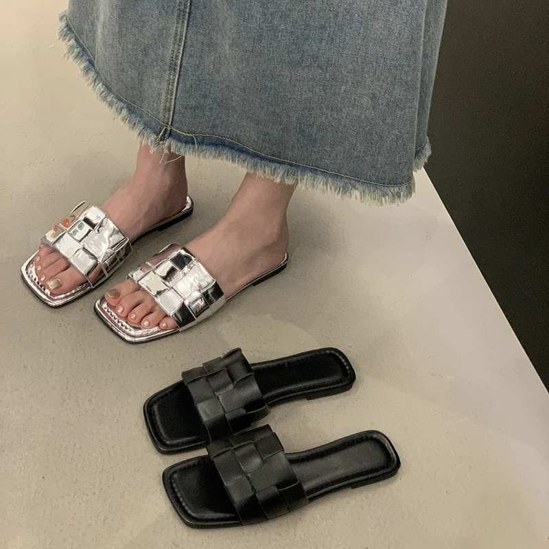 

Summer Slipper Women Shoes Ladies High Quality Slides Sandals Womens Shoes New Fashion Design Beach Flat Shoes Female Slippers