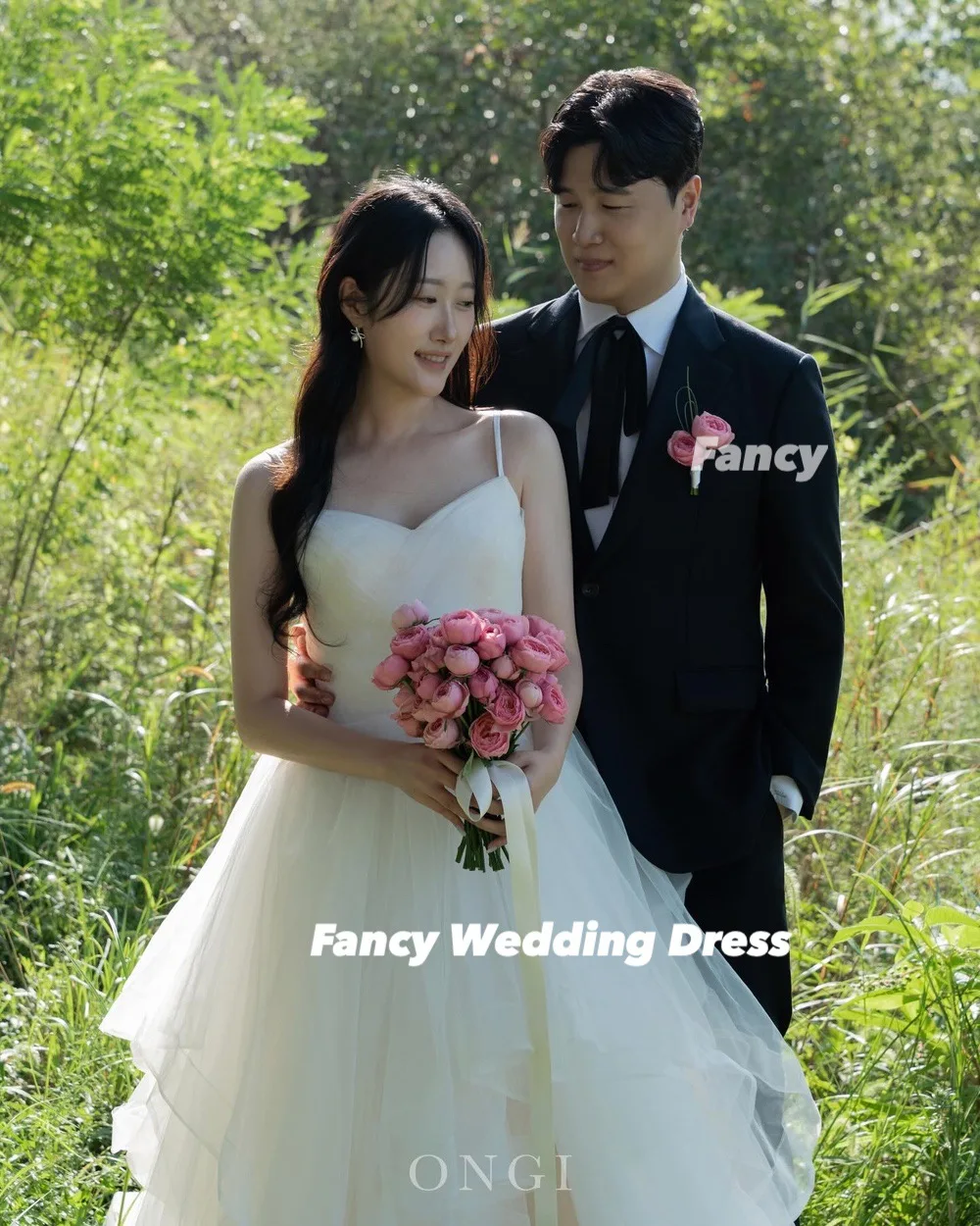 Fancy Princess V Neck Wedding Dress Korea Photography A Line Soft Tulle Bridal Gown Spaghetti Straps Back Corset Customized