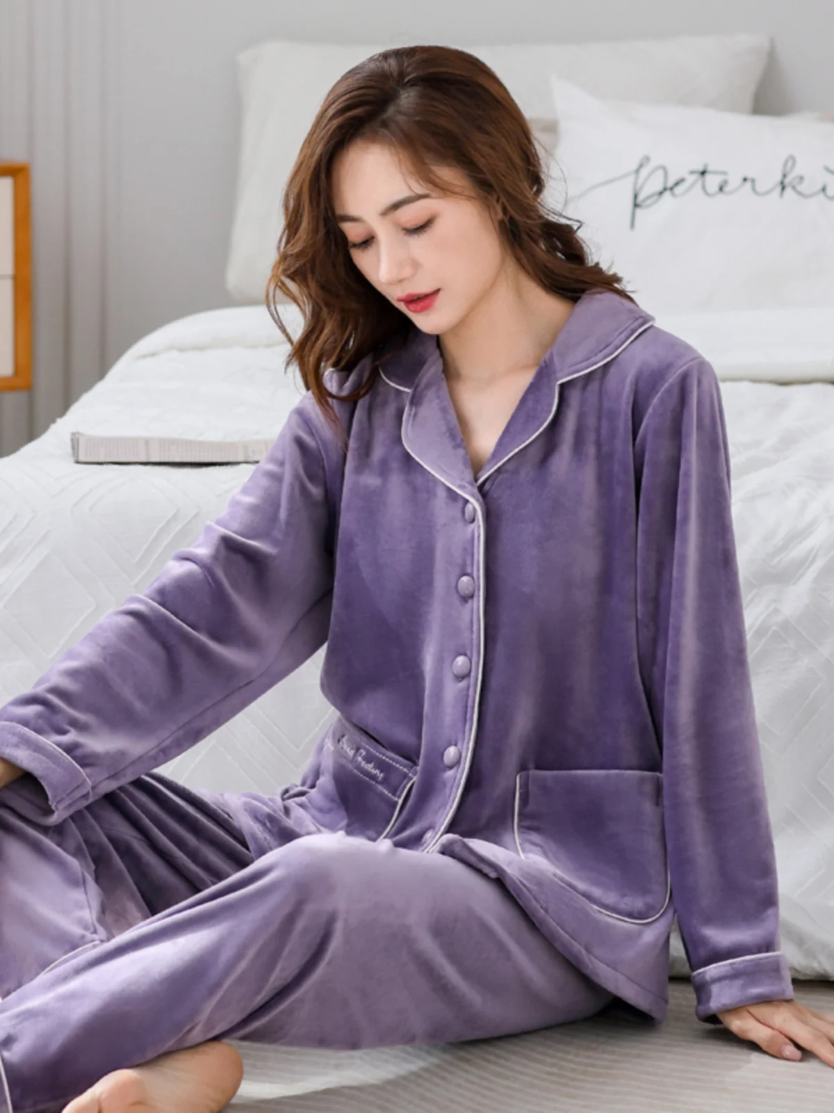 2023-new-island-velvet-spwear-women's-autumn-winter-long-sve-thiened-open-cardigan-casual-mid-aged-home-clothes