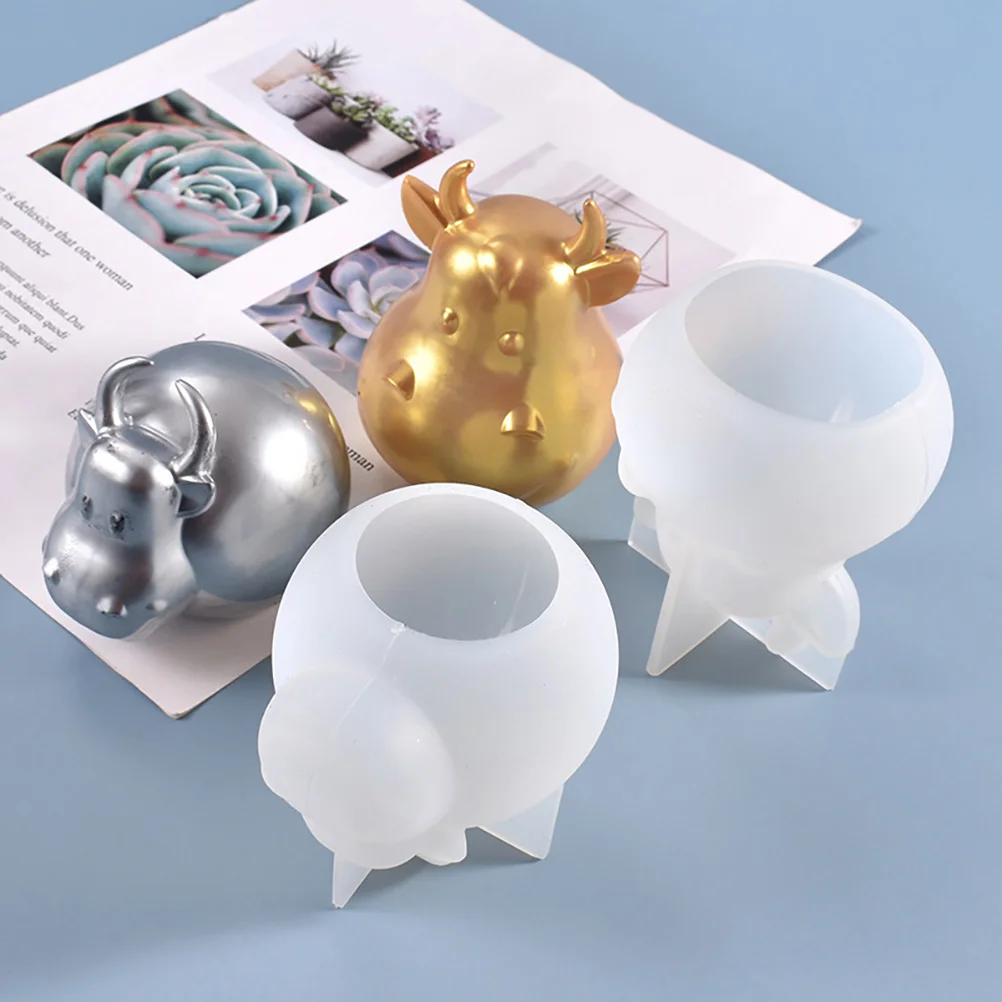 

2 Pcs Multifunction Year of Mascot Mold Animal Cute Silica Gel DIY Cattle