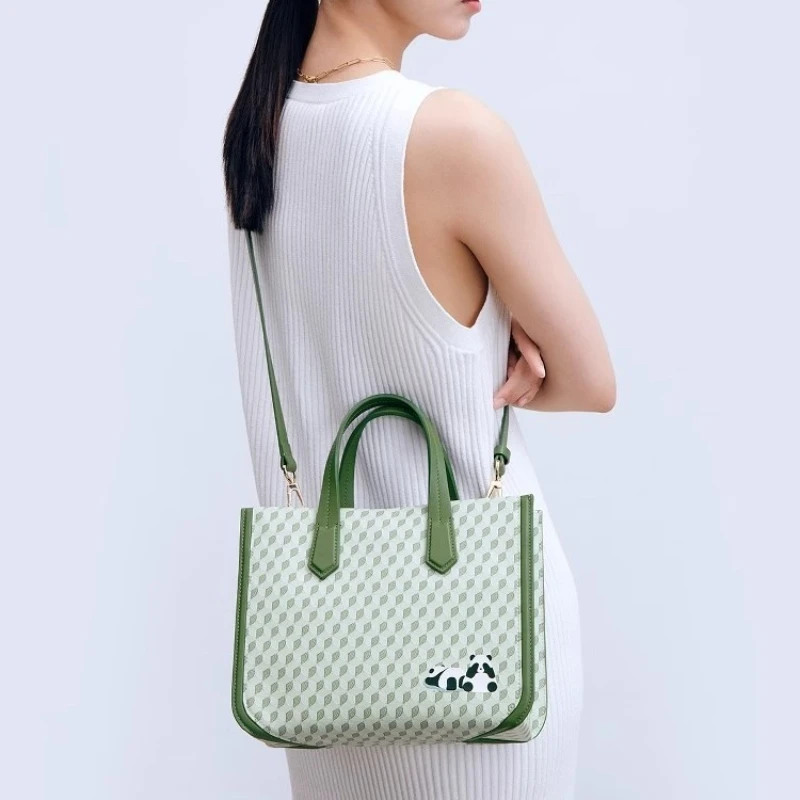 DISSONA 2025 Lucky Pouch Handbag Shoulder Bag, Crossbody Bag Panda Vintage Print Tote Bag