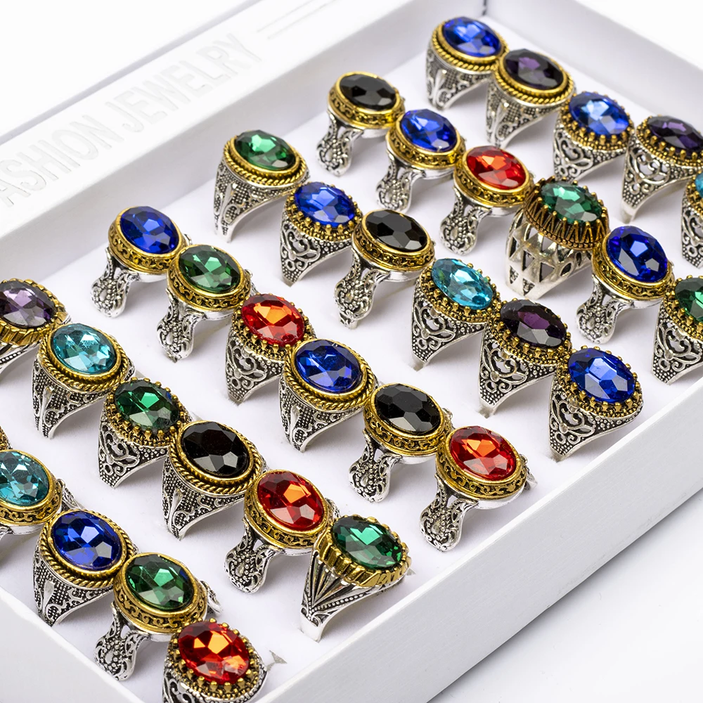 Wholesale 50Pcs/Lots Vintage Metal Glass Stone Rings For Men Women Imitation Gemstone Jewelry Gift Wedding Mix Style