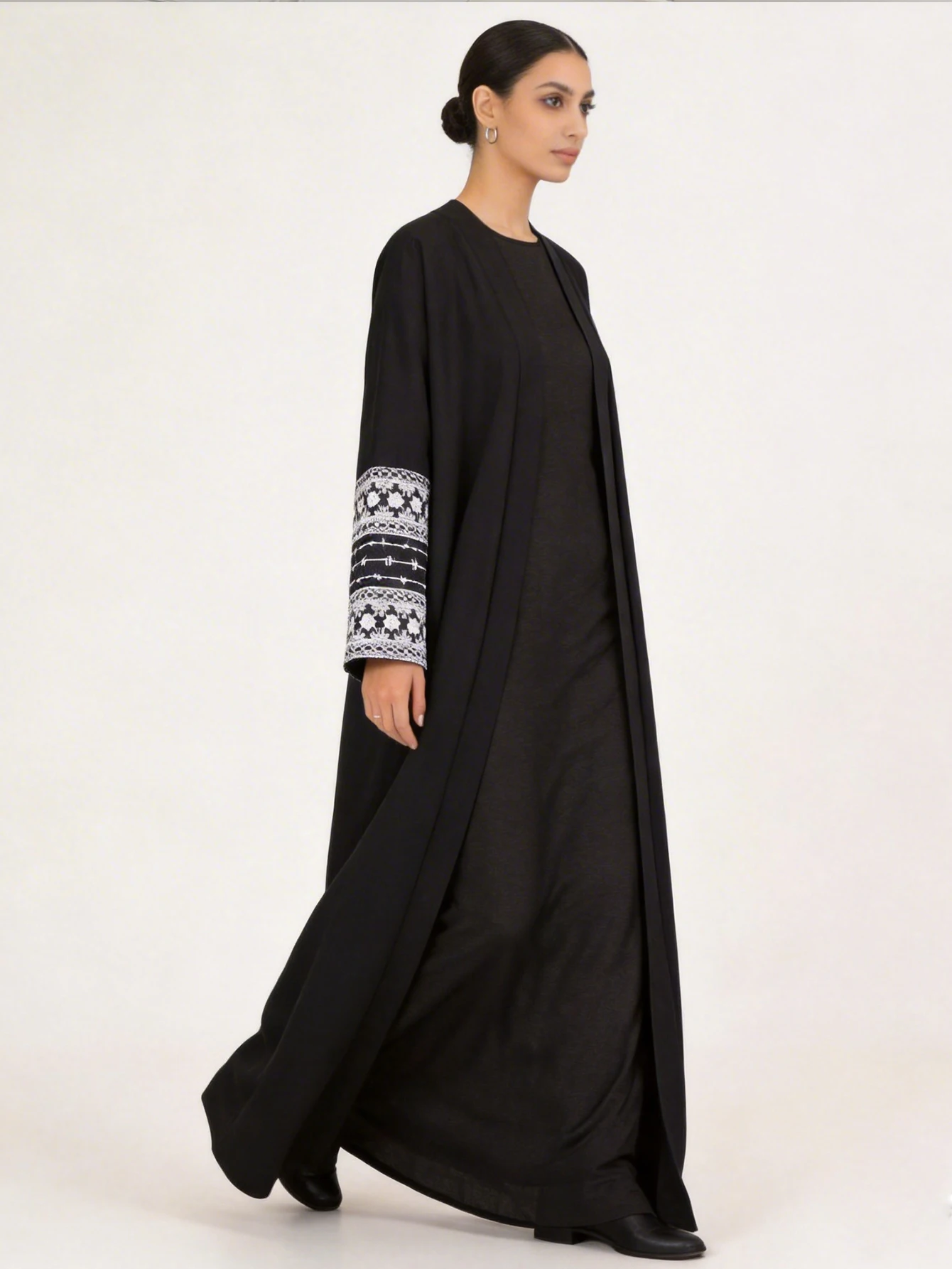Women's Elegant Islamic Clothing Printed Patterned Robe Black Loose Long-Sleeved Abaya Arabic Robe