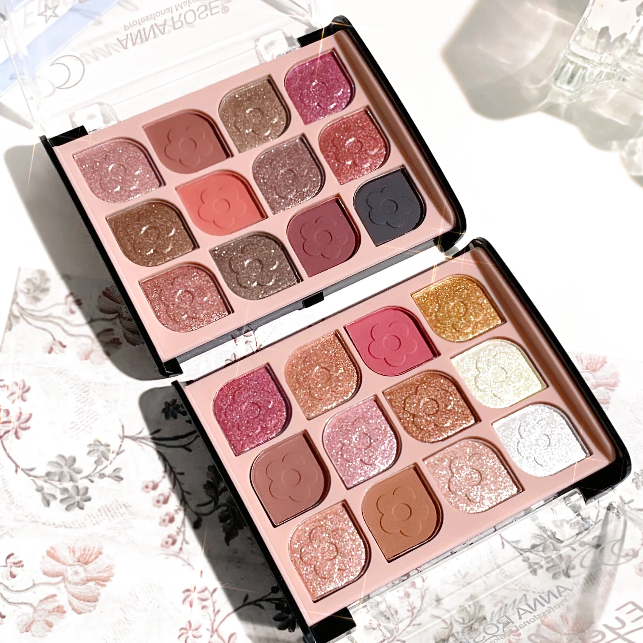 12-Color Eyeshadow Disc, Pearl Blush, High-gloss Grooming Aegyo Sal Integrated Eyeshadow Disc, Eyeshadow Makeup Disc.