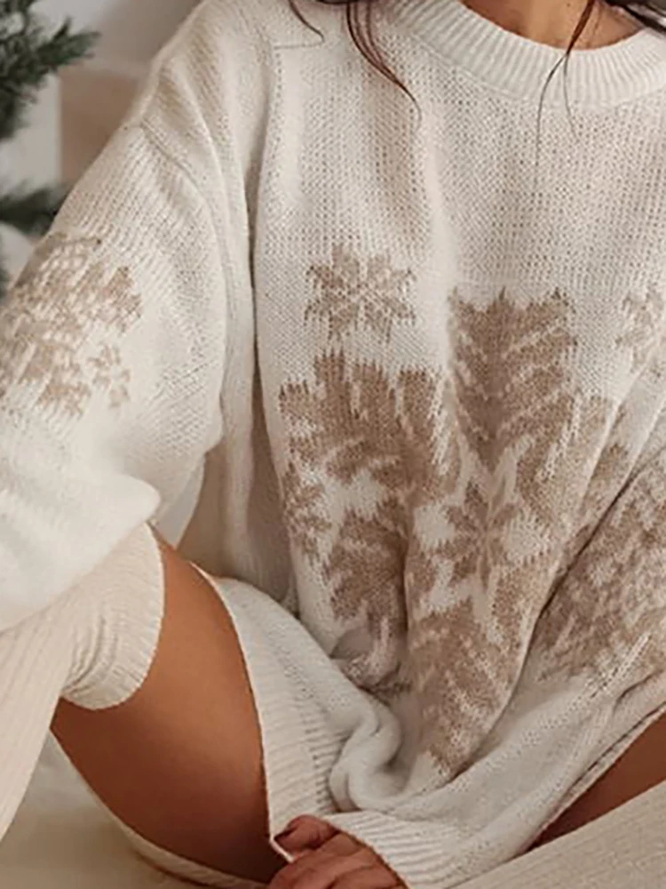 

Autumn Winter Women O-neck Casual Sweater Christmas Fashion Knitted Pullover Tops Snowflake Pattern Long Sleeved Loose Sweater
