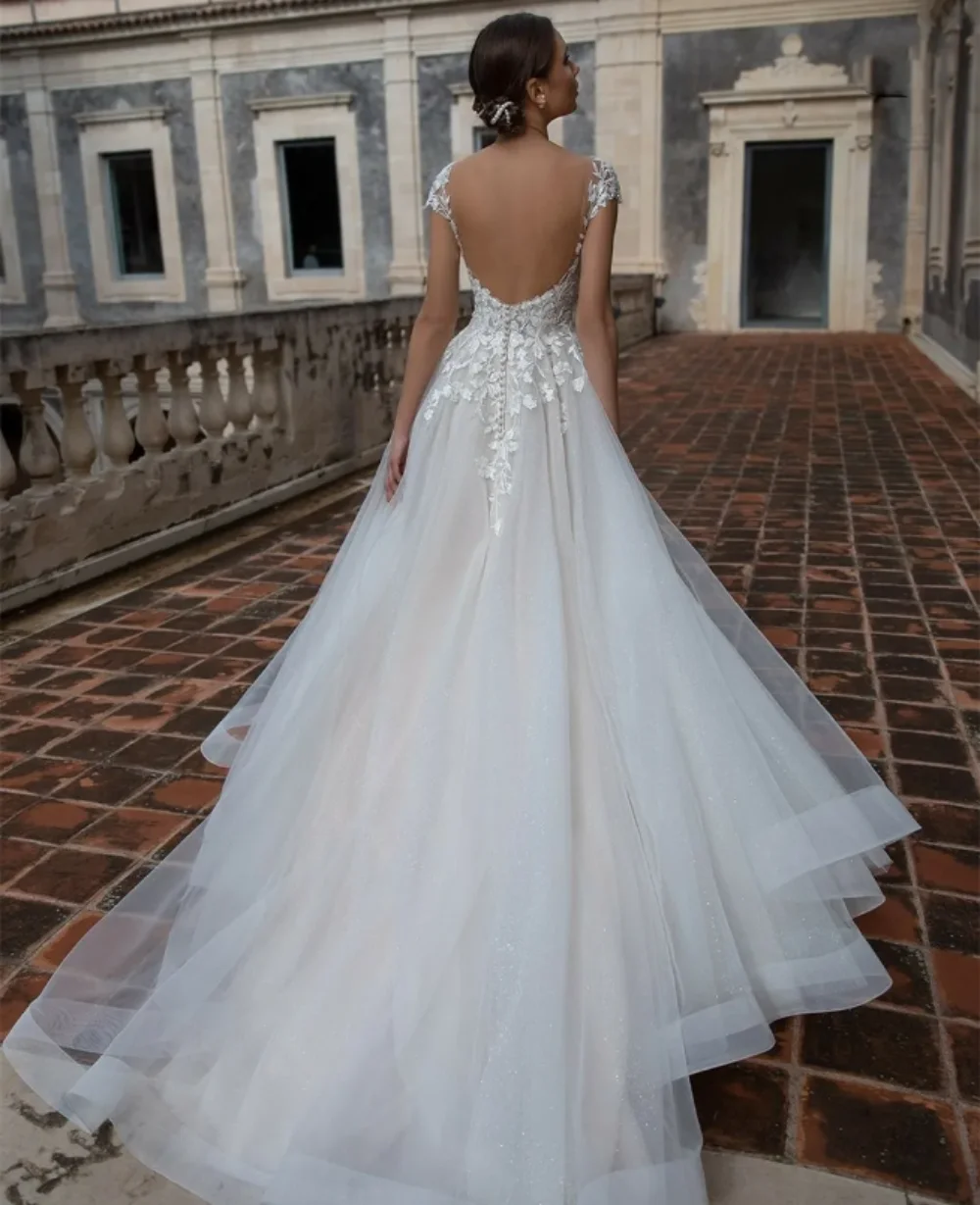 Elegante vestido de novia de tul con cuello de hoja larga, manga de casquillo, línea A de encaje, tren de barrido, Vestidos de novia de jardín, cremallera trasera