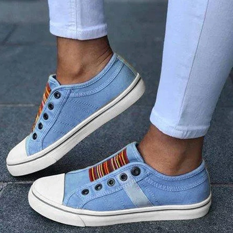 2022 Low-cut Trainers Canvas Flat Shoes Women Casual Vulcanize Shoes New Women Summer Autumn Sneakers Ladies WDHKUN