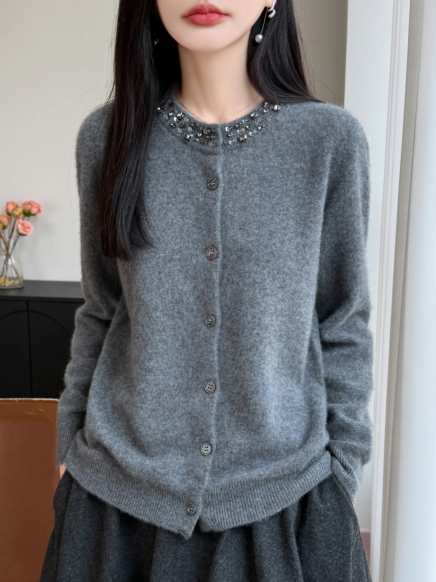 Classic Cardigan Women's 100% Merino Wool Sweater Knitwear Round Neck Diamond Decoration Autumn Winter High Quality Clothing Top