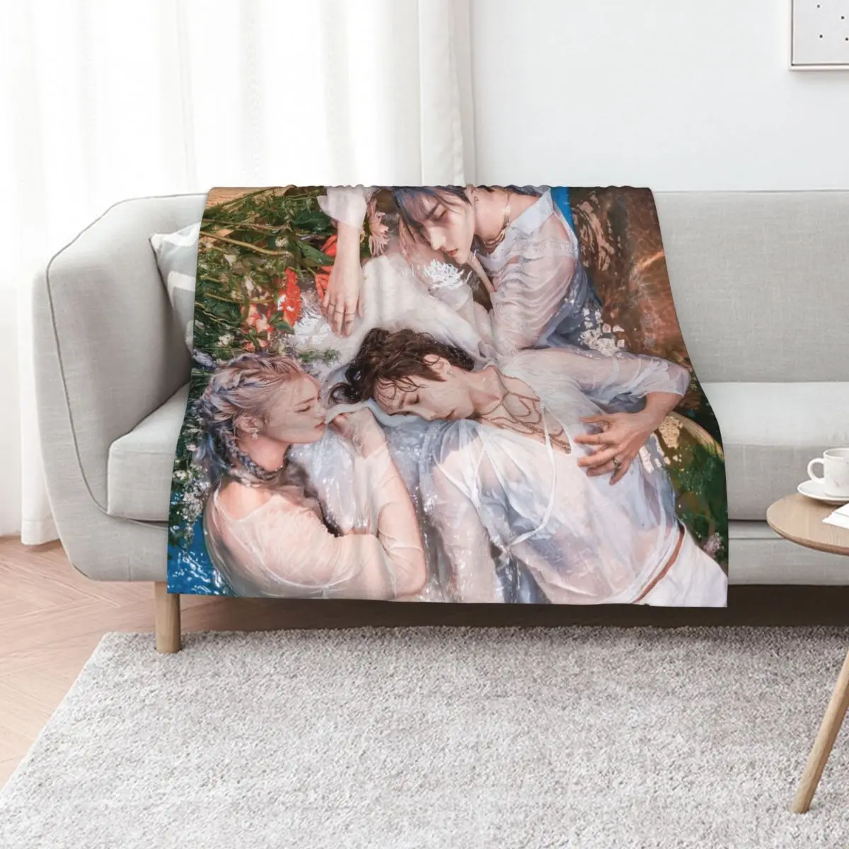 DONGHUN, JUN, WOW A.C.E Higher Throw Blanket Multi Use Warm Blanket for Living Room Bedroom