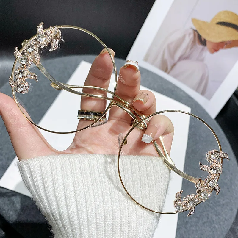 

81066 Fashion Round Sunglasses with Rhinestone Decoration