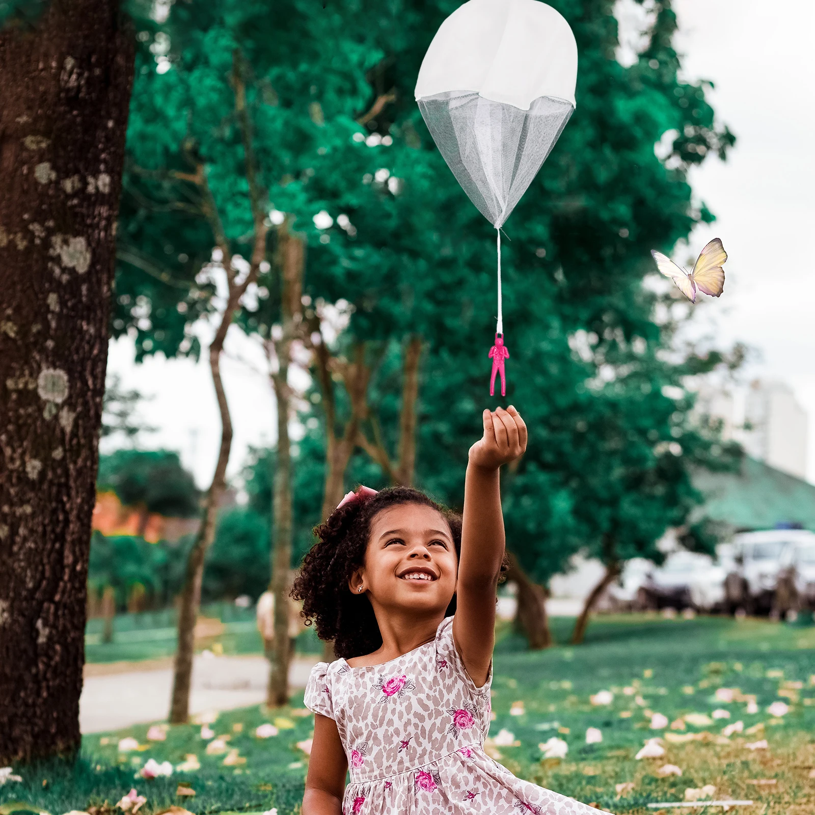 

8 Pcs Graffiti Parachute Toy Outdoor Flying Hand Toss Small Kids Tiny Party Toys Child