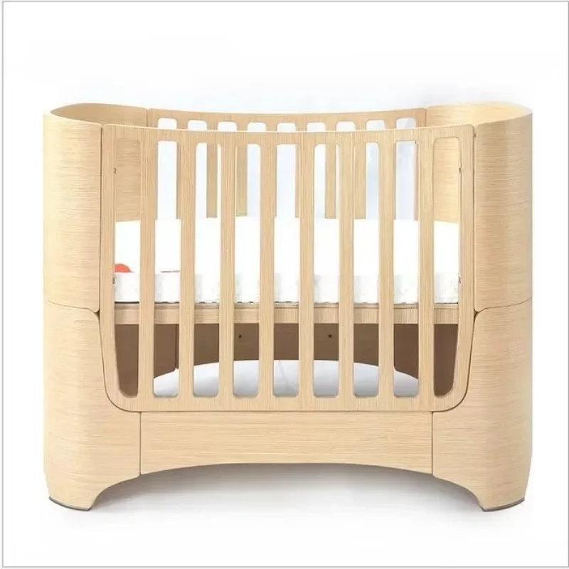 Crib set Wooden cradle and mattress, convenient, practical and durable