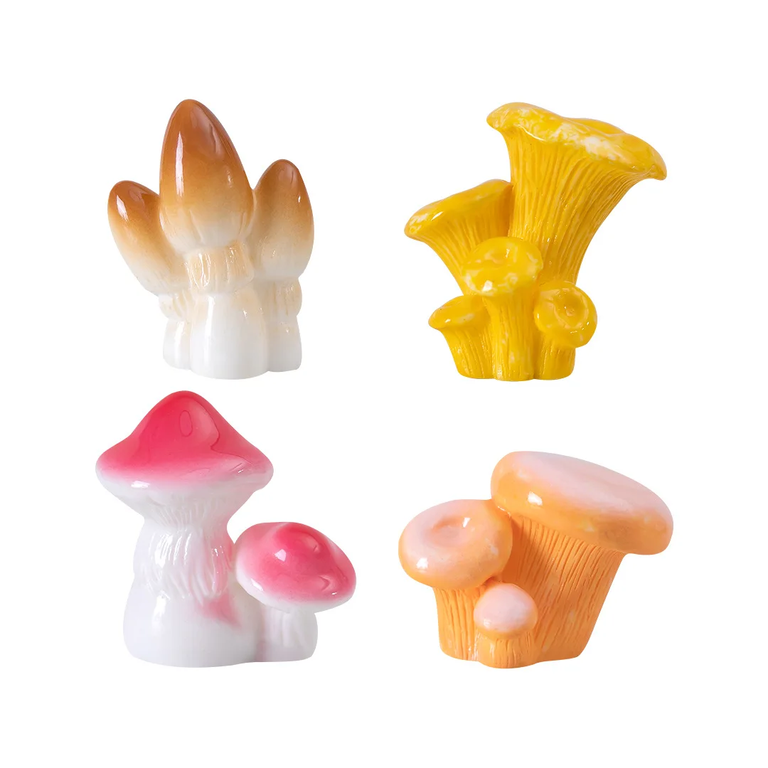 Figurines Miniatures Simulation Mini Mushroom Micro Landscape Ornaments For Home Decorations Decor For Room Desk Accessories